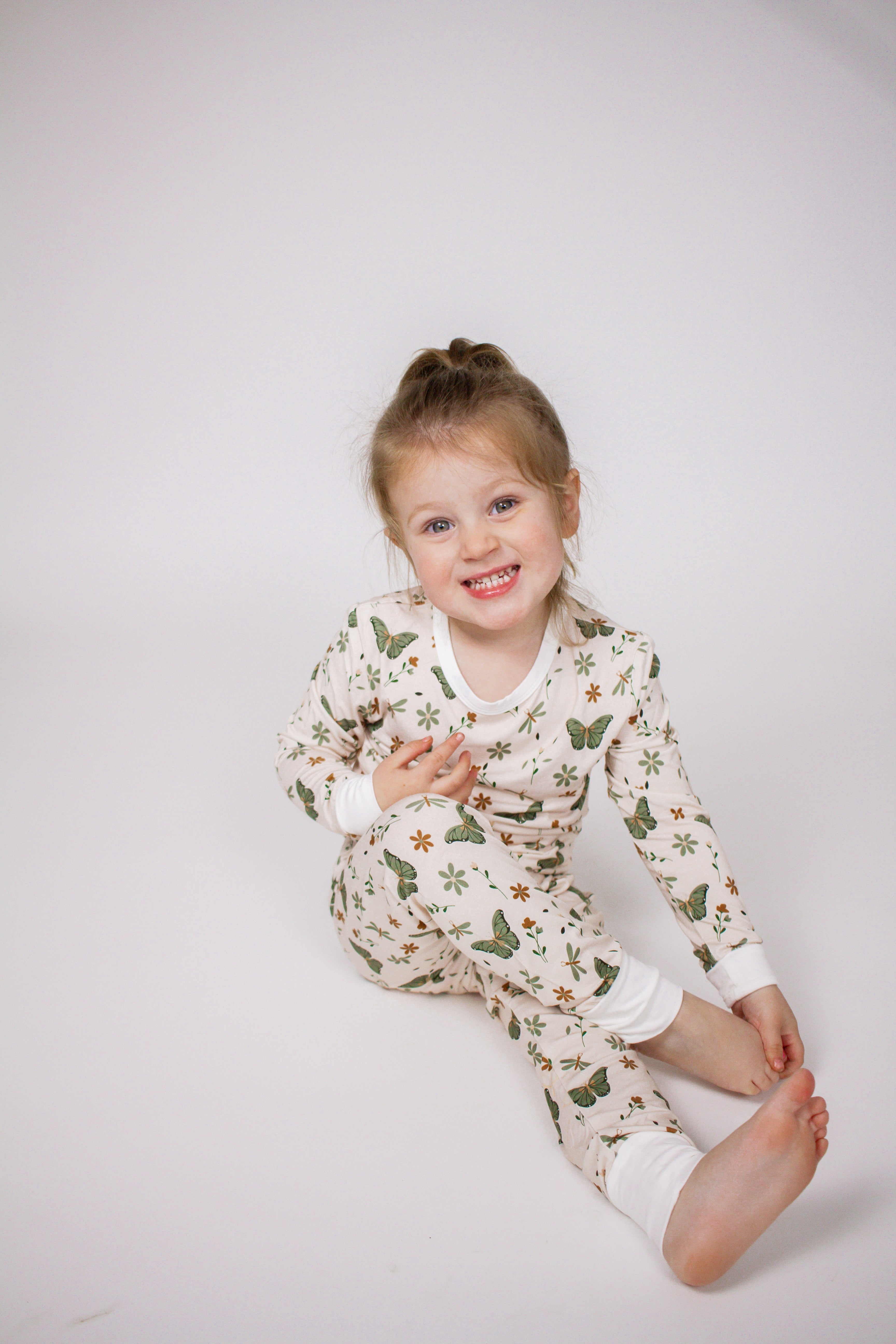 Flutter and Glide | Two-Piece Pajama Set